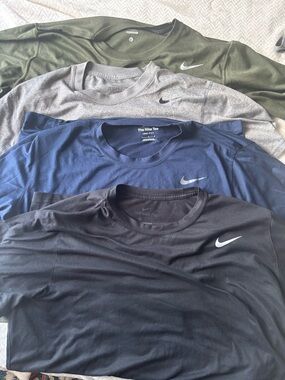 Lot of 4 Nike Men’s Dri Fit Shirts